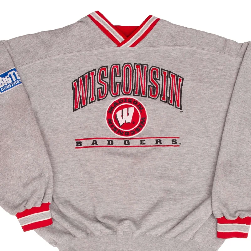 VINTAGE NCAA WISCONSIN MADISON BADGERS EMBROIDERED SWEATSHIRT 1990S SIZE XL