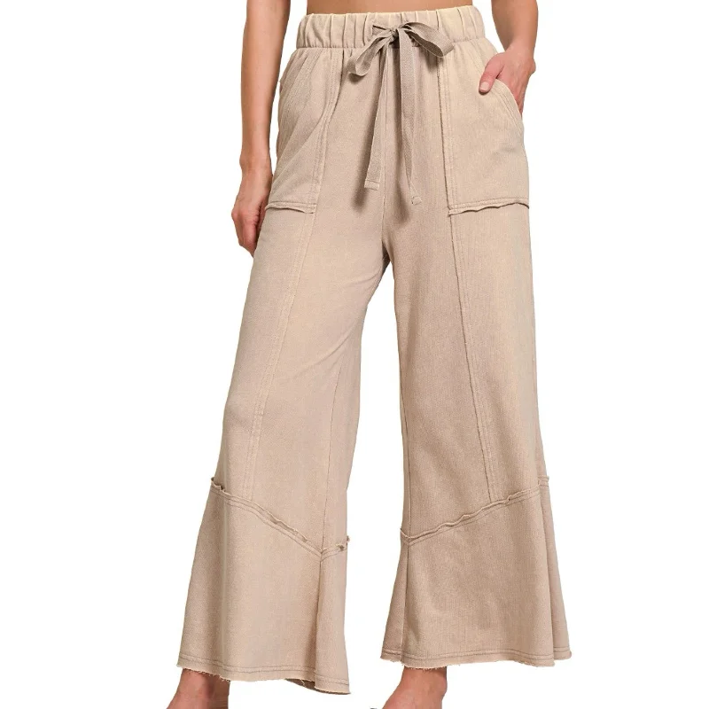 Youthful Street Fashion Sassy And Cute Flare Hem Pants Mocha