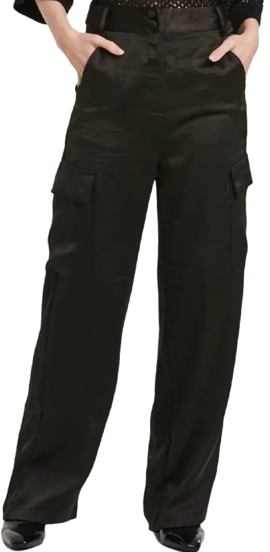 Esmeralda Cargo Pants In Black