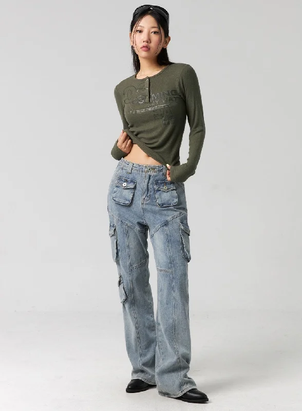 Breathable Design Slim-Fit Bootcut Jeans CG325